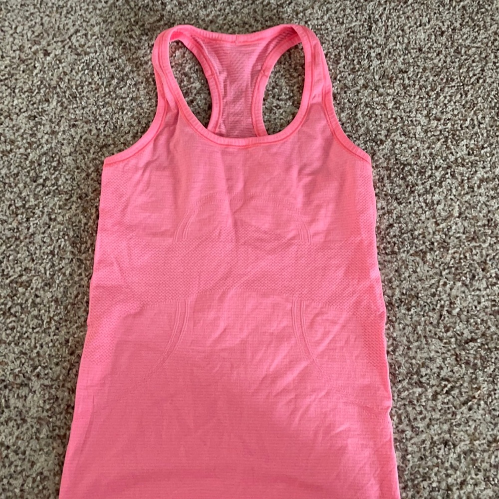 Lululemon coral swiftly tank top